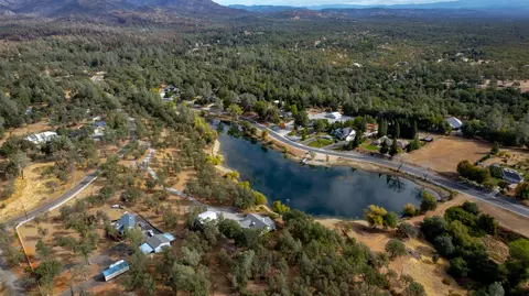 13151 Spring Lake St, Redding, CA 96003 photo 70