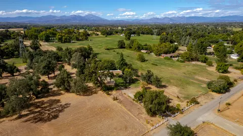 7370 Bridge Ln, Redding, CA 96002 photo 29
