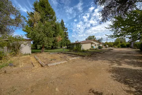 7370 Bridge Ln, Redding, CA 96002 photo 38