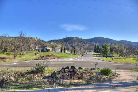 16244 Lower Springs Rd, Redding, CA 96001 photo 3