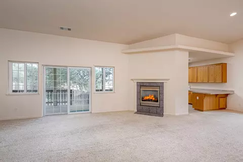 245 Sparrow Ct, Red Bluff, CA 96080 photo 3