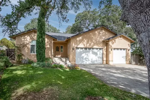 245 Sparrow Ct, Red Bluff, CA 96080 photo 1