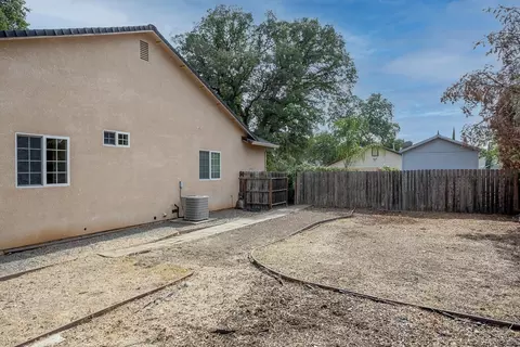 245 Sparrow Ct, Red Bluff, CA 96080 photo 17