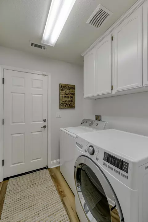 5089 Lost Creek Ct, Redding, CA 96002 photo 17