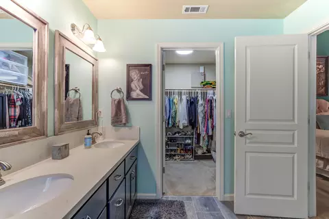 628 Valleybrook Dr, Redding, CA 96003 photo 22