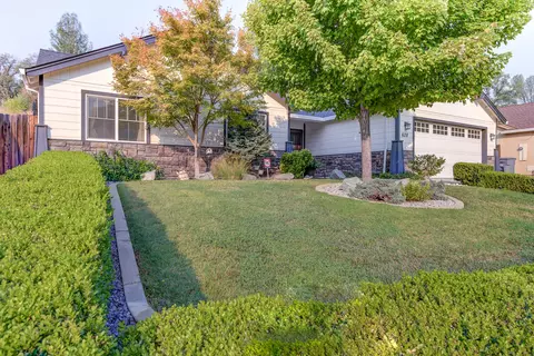 628 Valleybrook Dr, Redding, CA 96003 photo 3
