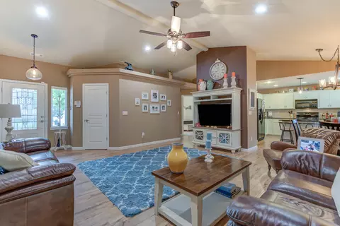 628 Valleybrook Dr, Redding, CA 96003 photo 8
