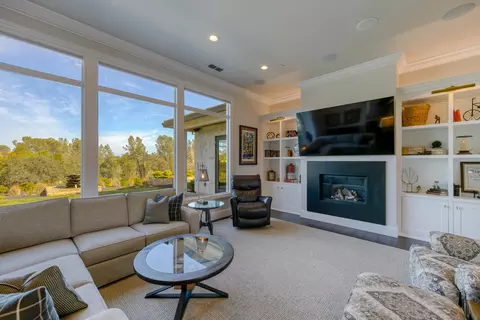 478 Belvedere Dr, Redding, CA 96003 photo 8