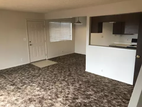 370 Buckeye Ter, Redding, CA 96003 photo 5