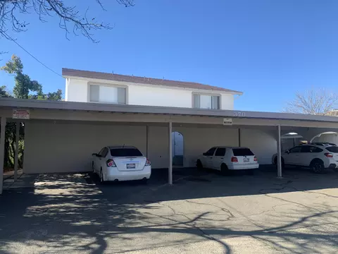370 Buckeye Ter, Redding, CA 96003 photo 1