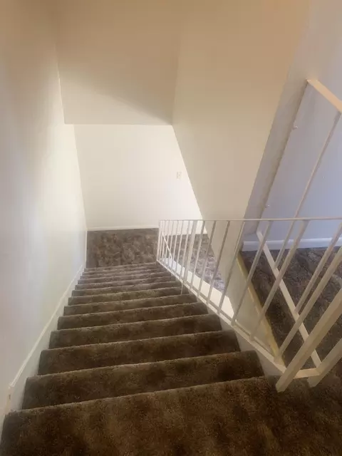 370 Buckeye Ter, Redding, CA 96003 photo 9