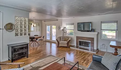 705 Cascade Ct, Redding, CA 96001 photo 5