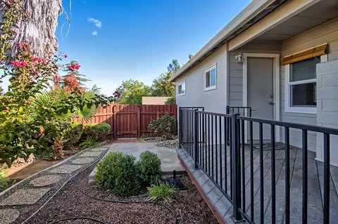 705 Cascade Ct, Redding, CA 96001 photo 37