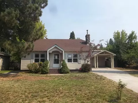 520 Cedar St, Mount Shasta, CA 96067 photo 1