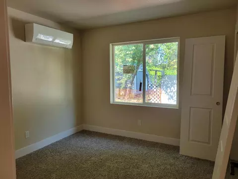 505 Smile Pl, Redding, CA 96001 photo 12