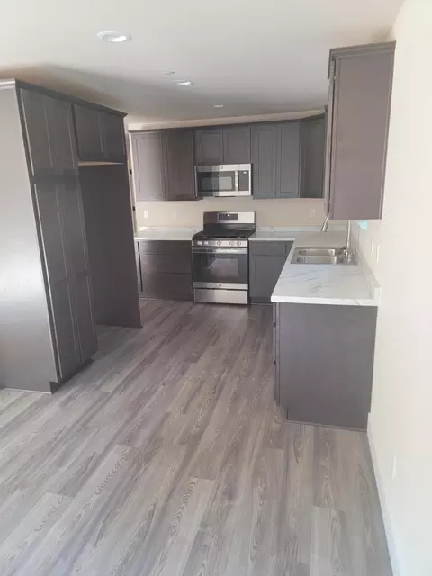 505 Smile Pl, Redding, CA 96001 photo 7