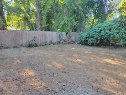 505 Smile Pl, Redding, CA 96001 photo 17