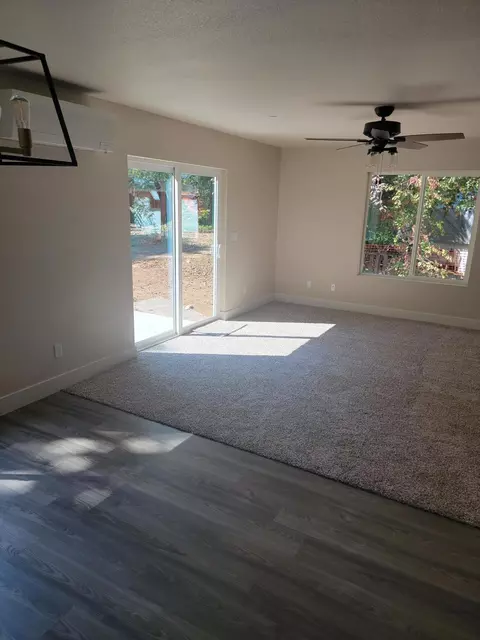 505 Smile Pl, Redding, CA 96001 photo 9