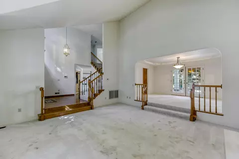 877 Sunriver Ln, Redding, CA 96001 photo 17