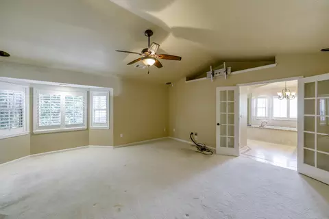 877 Sunriver Ln, Redding, CA 96001 photo 40
