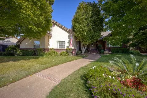 877 Sunriver Ln, Redding, CA 96001 photo 60