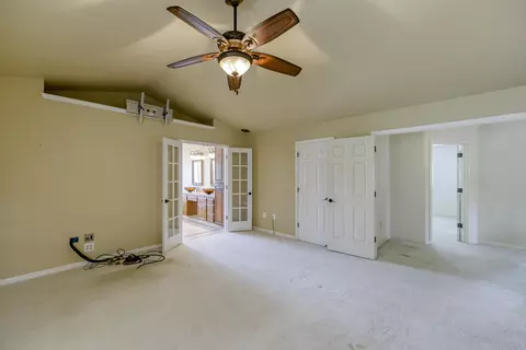 877 Sunriver Ln, Redding, CA 96001 photo 41