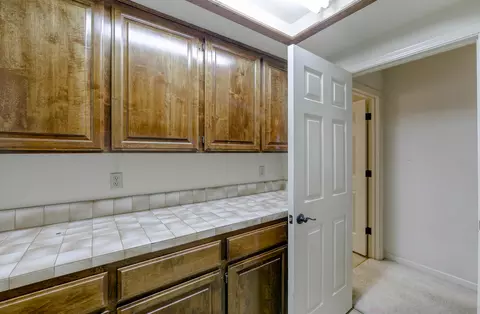 877 Sunriver Ln, Redding, CA 96001 photo 46