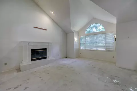 877 Sunriver Ln, Redding, CA 96001 photo 20