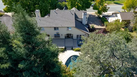 877 Sunriver Ln, Redding, CA 96001 photo 59