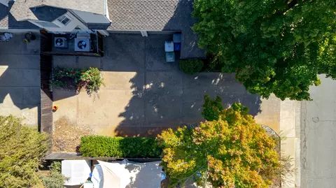 877 Sunriver Ln, Redding, CA 96001 photo 55