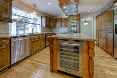877 Sunriver Ln, Redding, CA 96001 photo 14