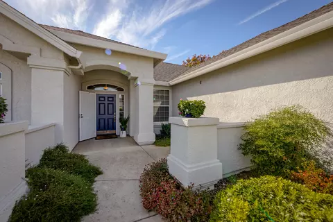 2531 Warm Spring Ln, Redding, CA 96003 photo 2