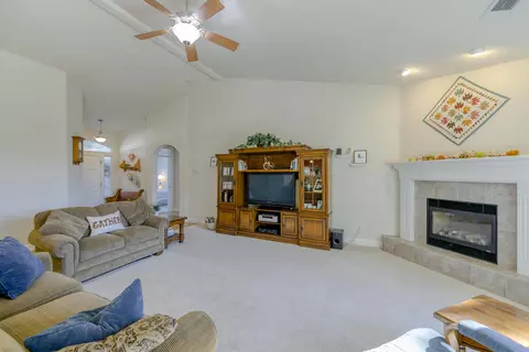 2531 Warm Spring Ln, Redding, CA 96003 photo 6