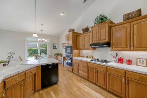 2531 Warm Spring Ln, Redding, CA 96003 photo 41