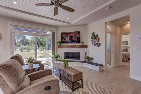3350 Henderson Rd, Redding, CA 96002 photo 8