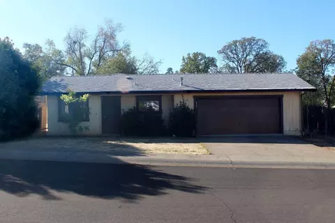 1833 Cedarwood Dr, Redding, CA 96002 photo 1