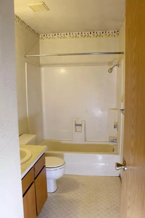 1833 Cedarwood Dr, Redding, CA 96002 photo 10