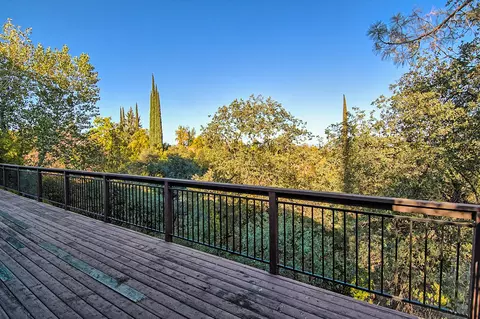 2215 Oak Ridge Dr, Redding, CA 96001 photo 19