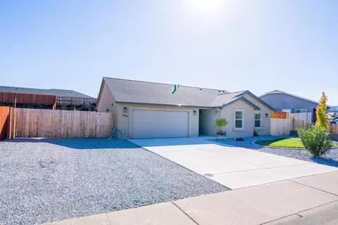 16937 Cape Cod Dr, Redding, CA 96003 photo 3