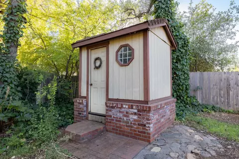 1162 Arizona St, Redding, CA 96002 photo 20