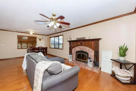 1162 Arizona St, Redding, CA 96002 photo 6