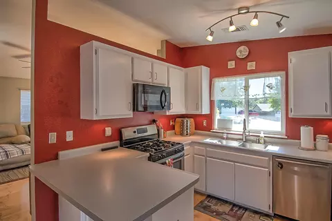 1726 Almaden Dr, Redding, CA 96001 photo 12