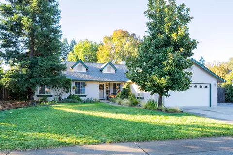 2499 Castlewood Dr, Redding, CA 96002 photo 1