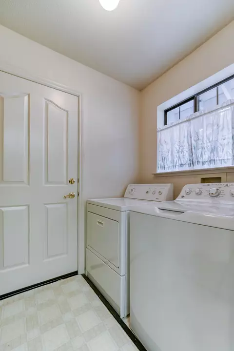 365 Vintage Path, Redding, CA 96003 photo 28