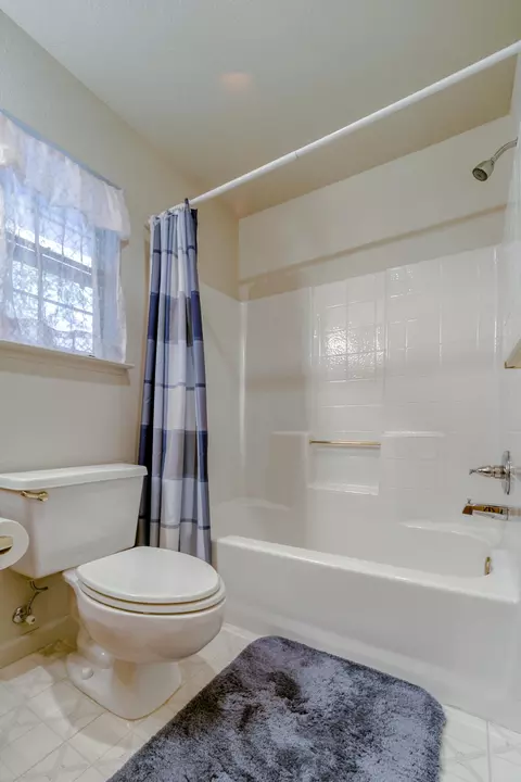 365 Vintage Path, Redding, CA 96003 photo 15