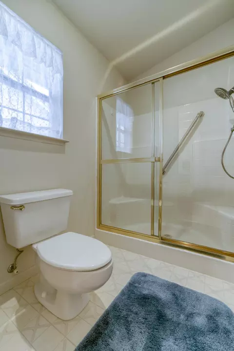 365 Vintage Path, Redding, CA 96003 photo 10