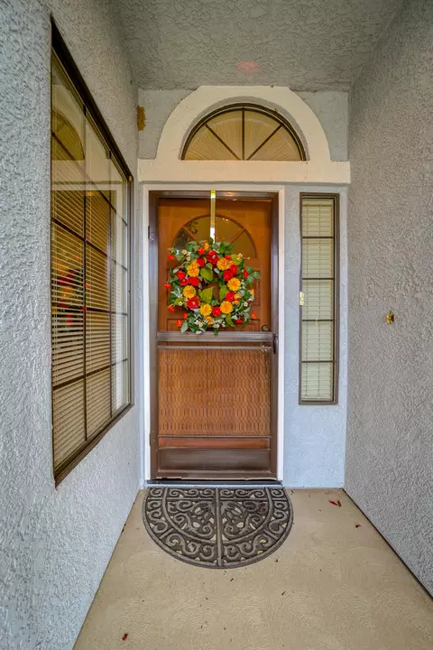 365 Vintage Path, Redding, CA 96003 photo 3