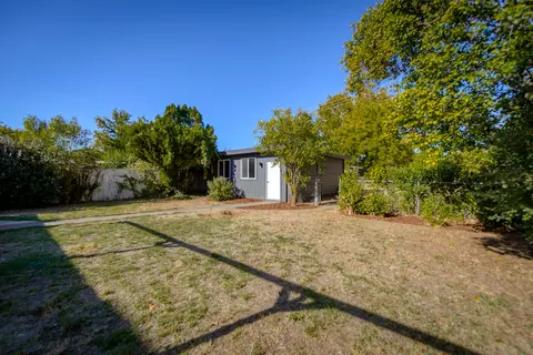 810 Gold St, Redding, CA 96001 photo 69