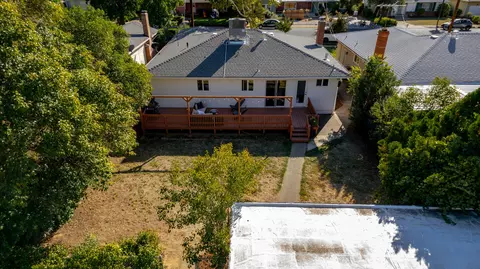 810 Gold St, Redding, CA 96001 photo 90