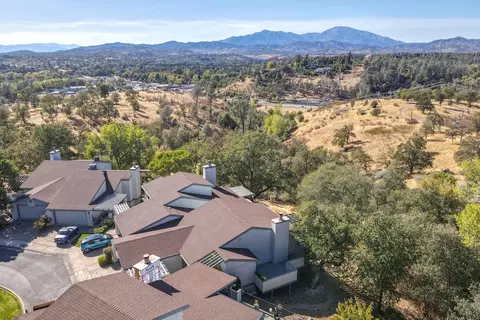 583 Suncreek Trl, Redding, CA 96003 photo 37